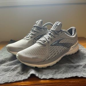 BROOKS ADRENALINE GTS 21 
 | size 12